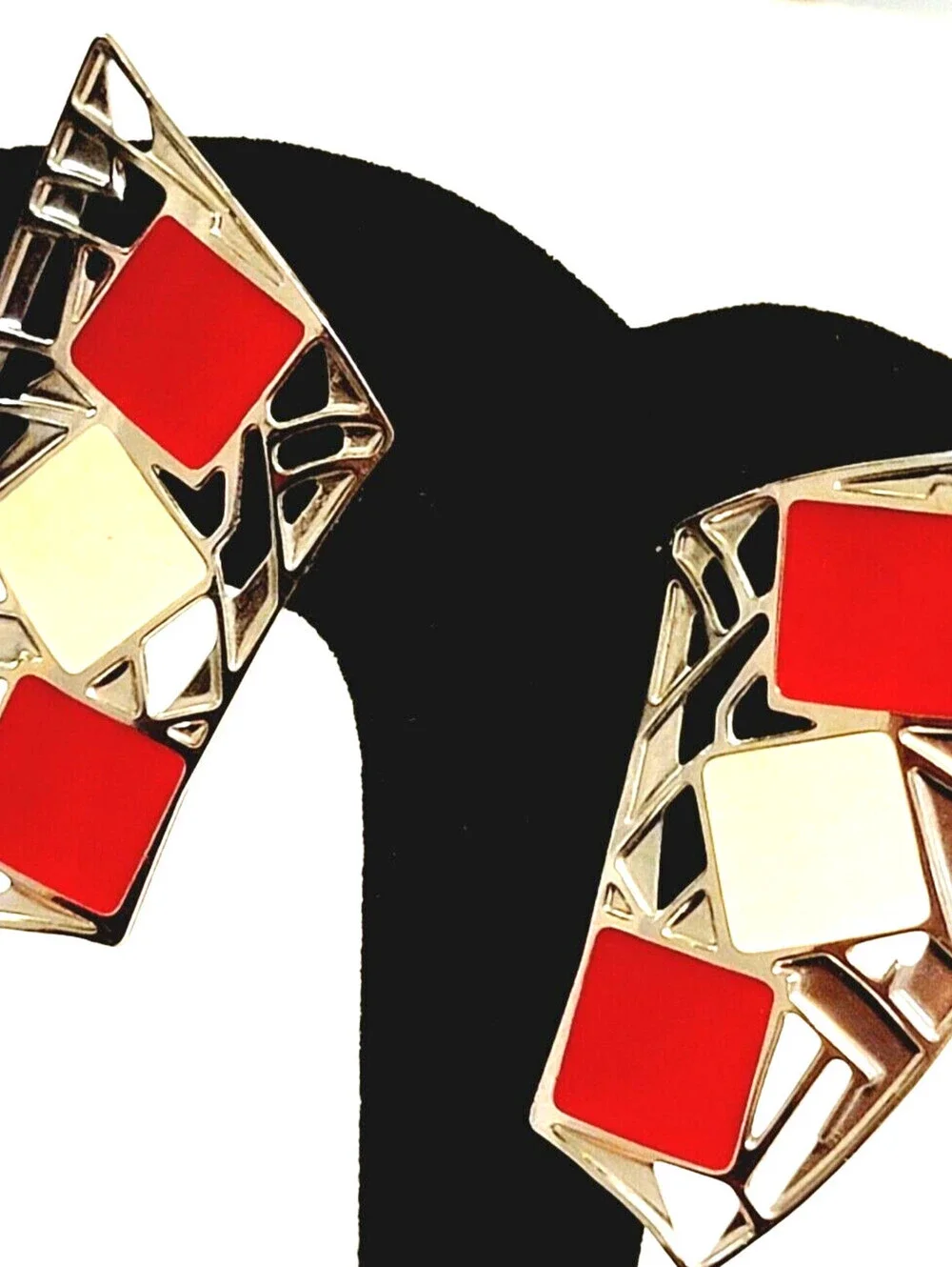 Long Geometric Pierced Earrings Red Cream Enamel Silver-tone Statement rp-51